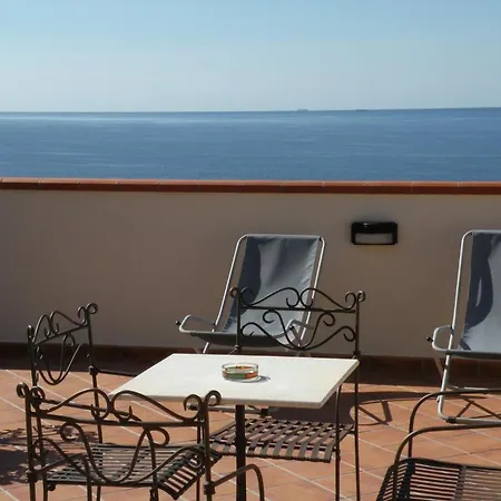 Terrazze Sul Mare Penzion Melito Di Porto Salvo